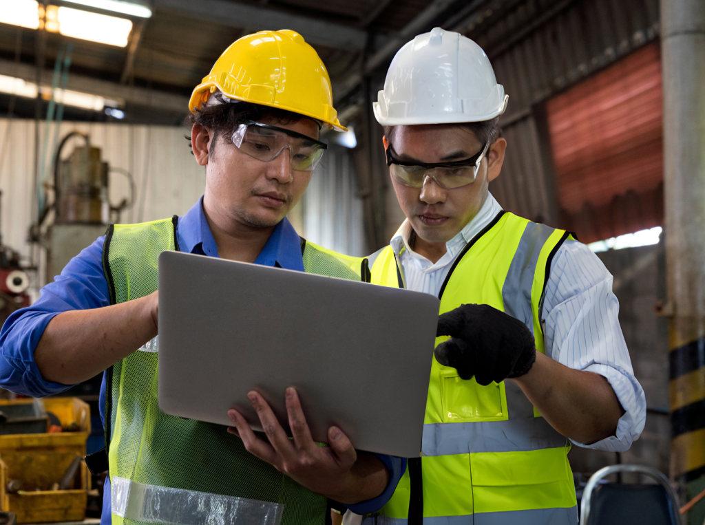 tracking equipment in industrial field service with moern technology
